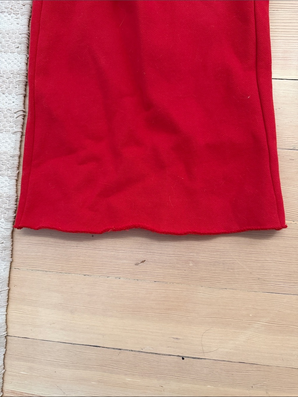 Aritzia Red Mega Fit Sweatfleece Sweatpants - Picture 4 of 4